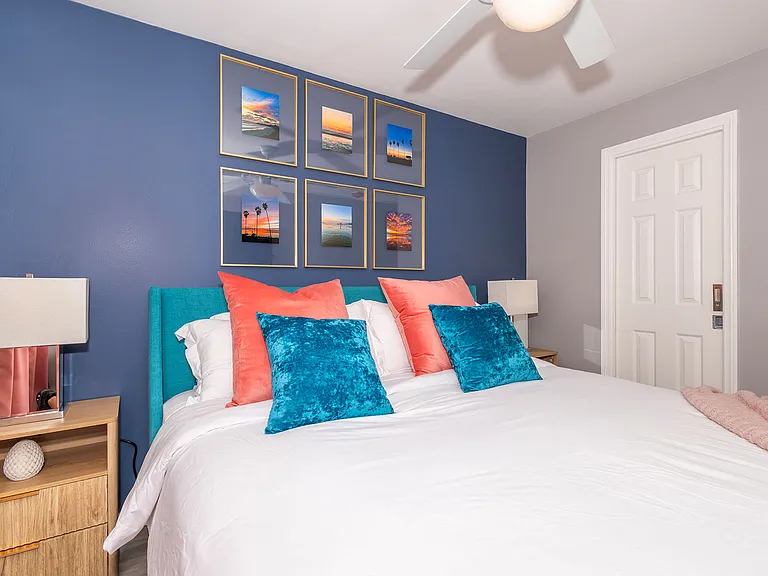 5252 Balboa Arms Dr #167 — Photo 16