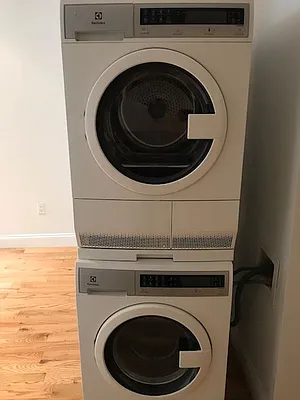 Rented by Platinum Properties | media 23