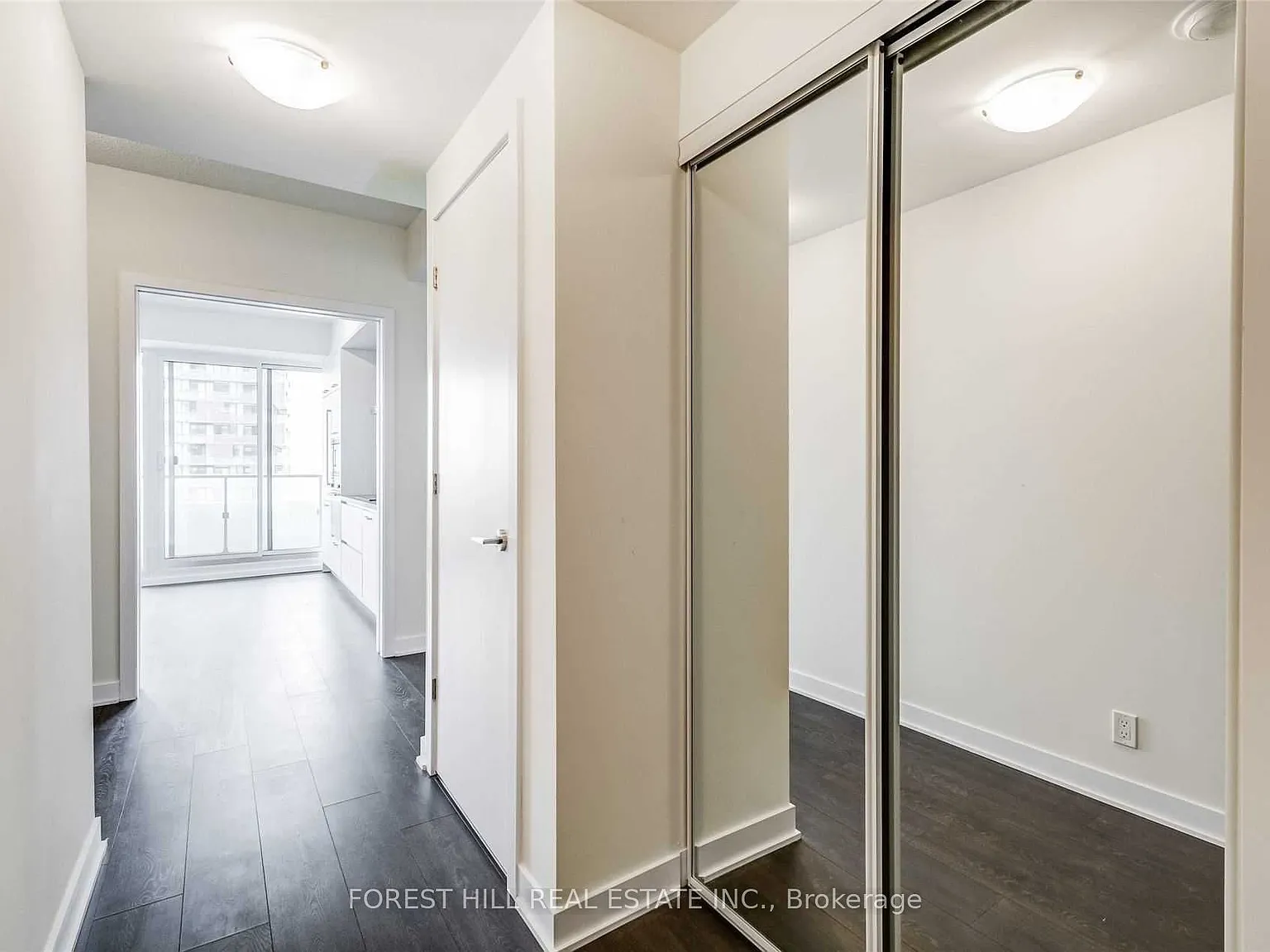 2 bed, $2,350 — Photo 4