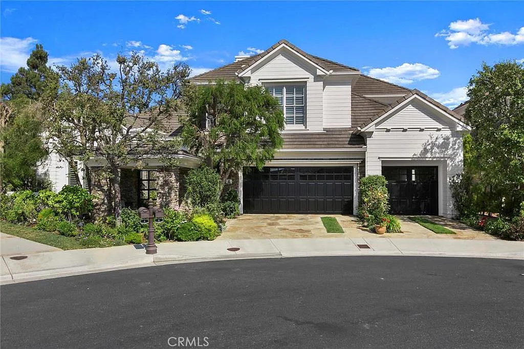 3 bed, 3.5 bath, 3448 sqft, $13,000 — Photo 1