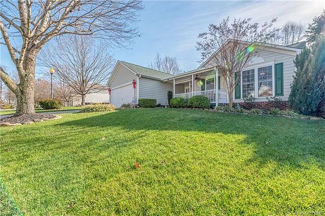 1st image of 121 Foxtail Dr
