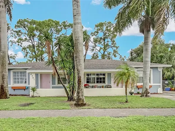 4303 Thomasson Ln, Naples, FL 34112