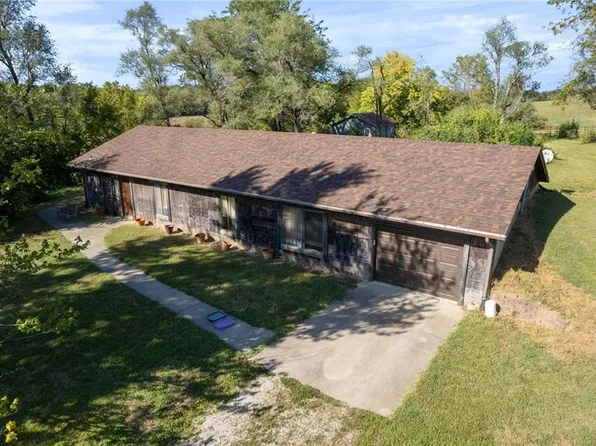 14820 Pleasant Grove Rd, Camden Point, MO 64018