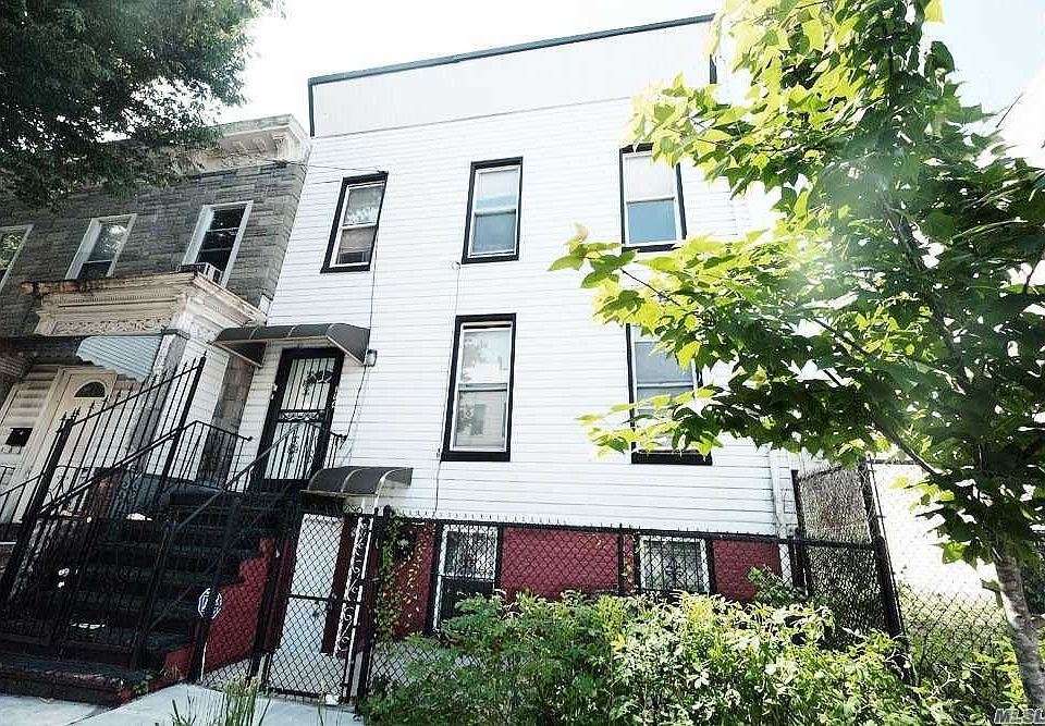 1st image of 184 Sumpter St