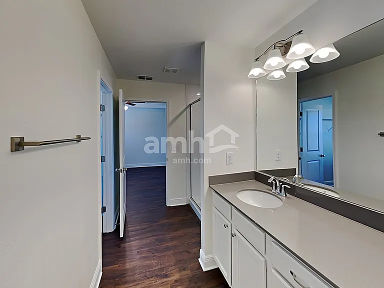22451 Bellini Cir — Photo 16