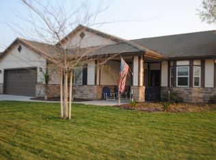 1483 Atlantic Ave, Lemoore, CA 93245