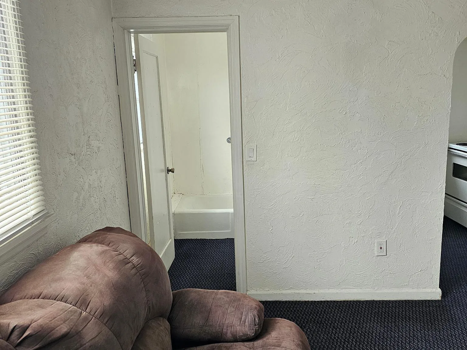 1 bed, 500 sqft, $950 — Photo 3