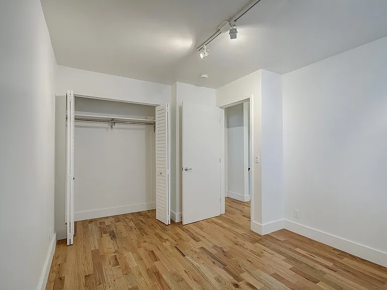208 S Avenue 58 #3 — Photo 12
