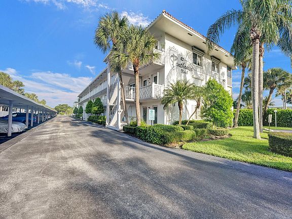 2nd image of 101 NE 19th Avenue #310