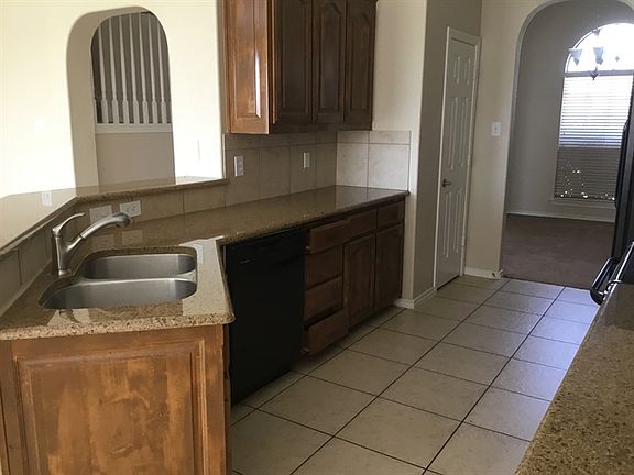 3rd image of 9712 Willow Branch Way