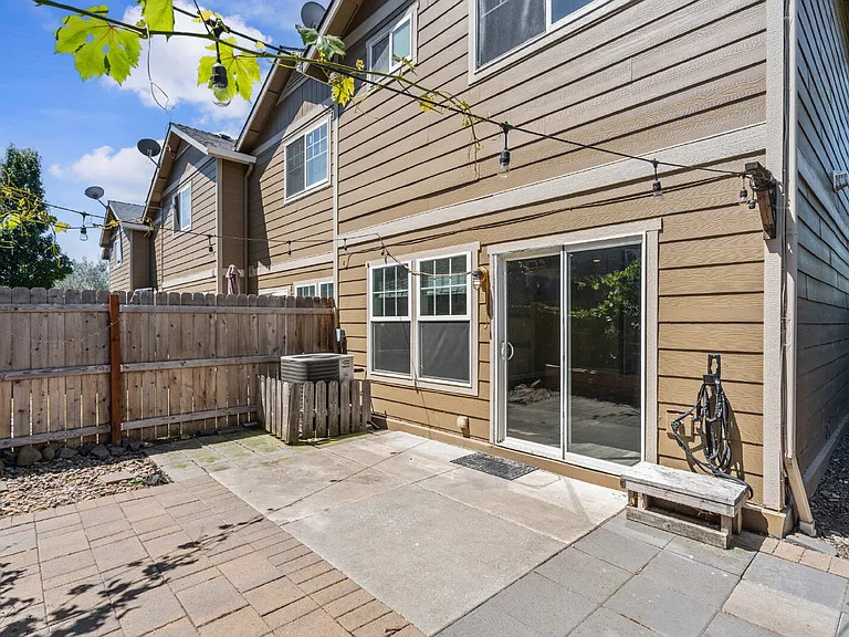 7834 Phaedra Ln — Photo 25