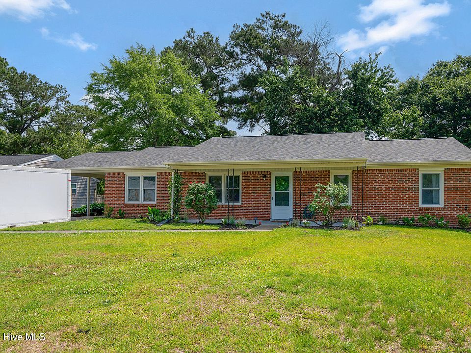 1st image of 105 Lance Court