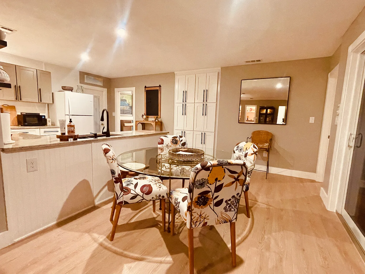 3 bed, 1514 sqft, $4,800 — Photo 4