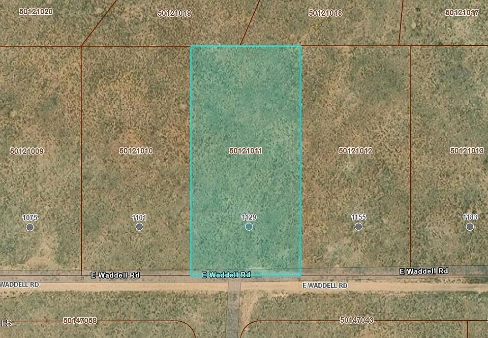 2nd image of 1129 E Waddell Rd