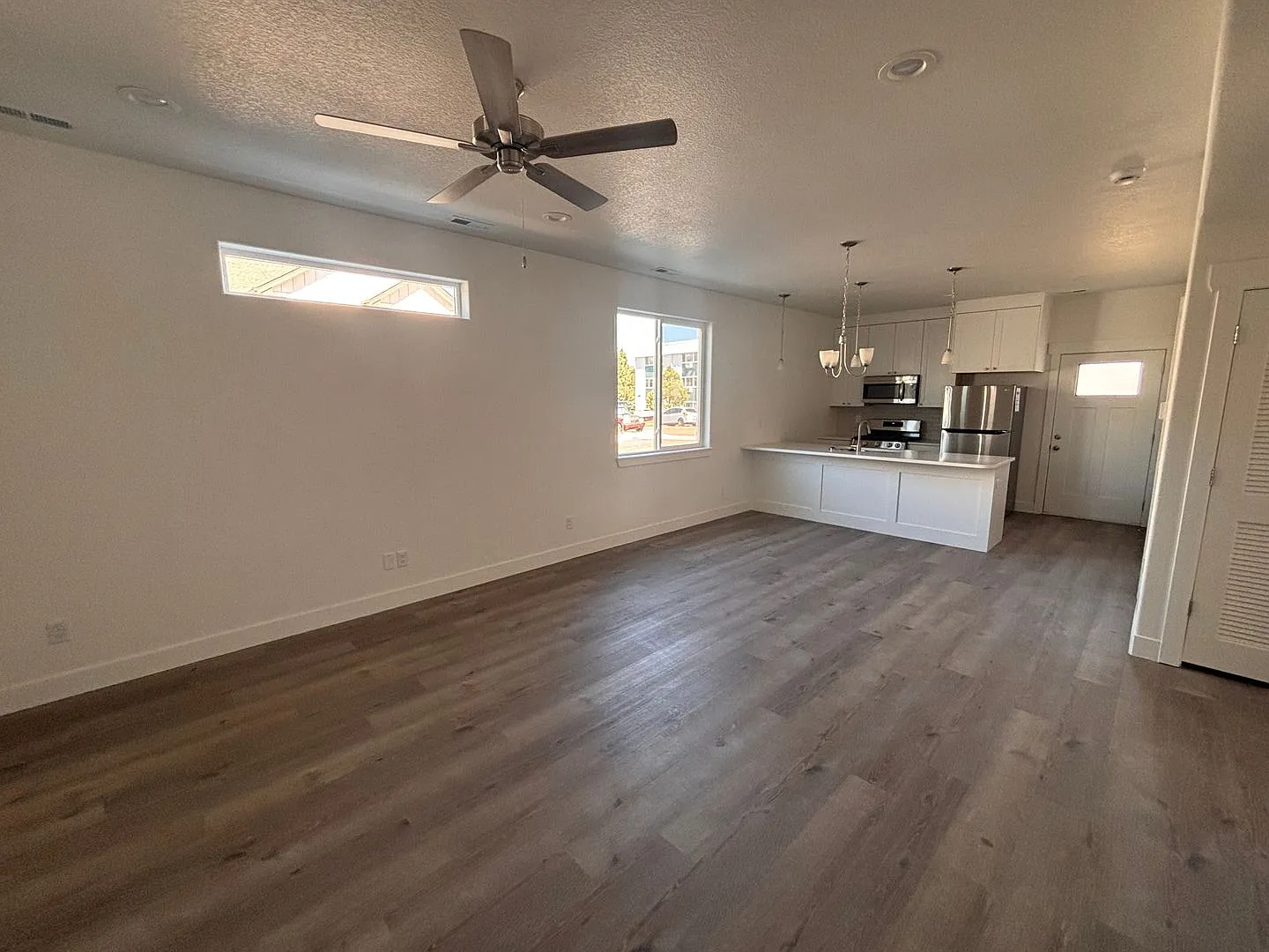New build 3-Bedroom Townhomes Available — Photo 4