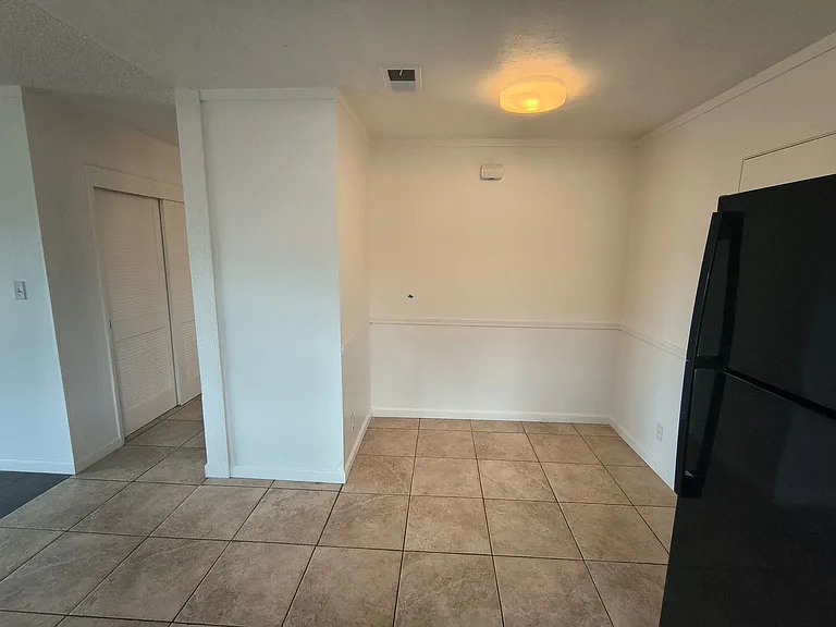 2275 Cypress Ave — Photo 21