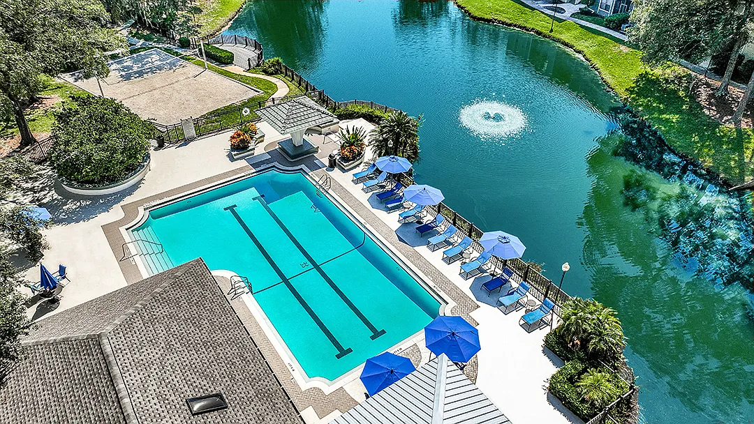 The Waterford at Mandarin Apartments — Photo 2