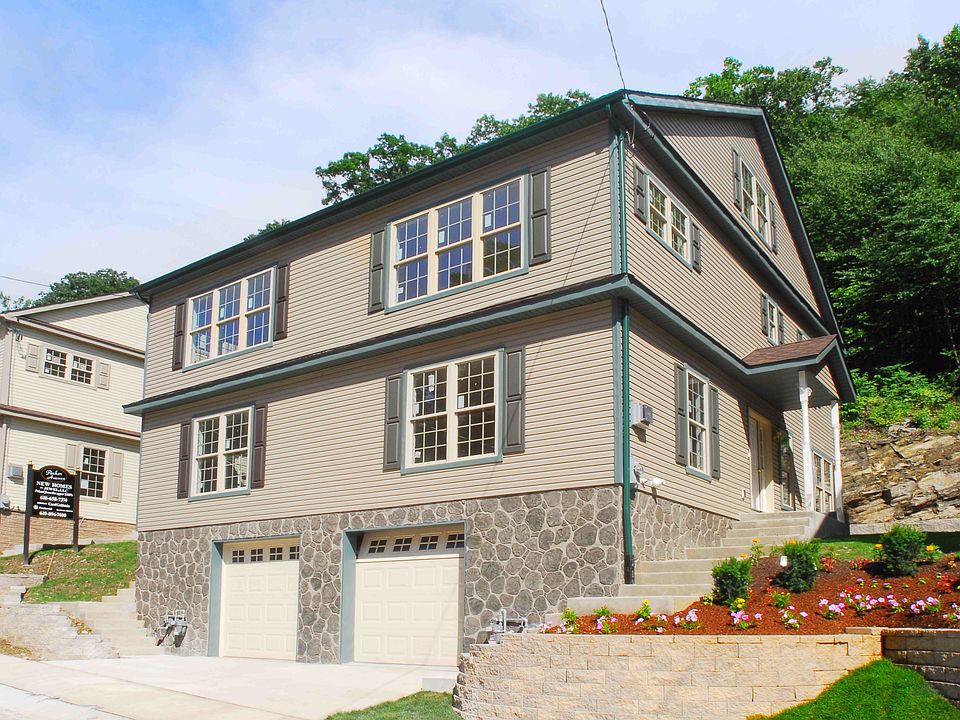 1st image of 207 Parker Ave