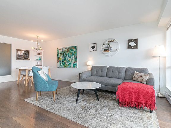 5th image of 517 Fisgard St #206
