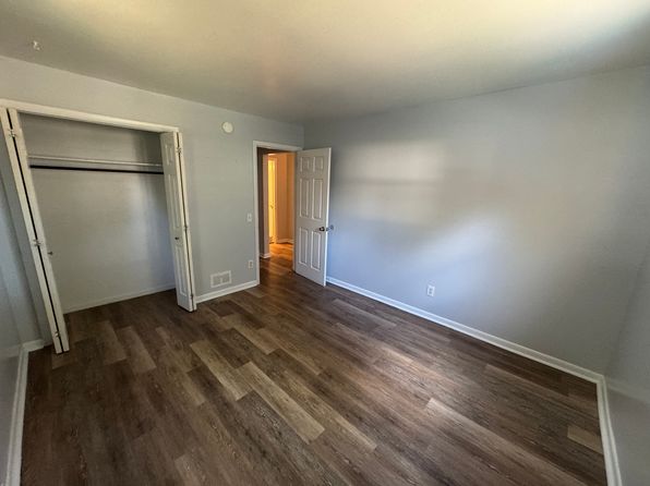 60 Leroy St UNIT 1