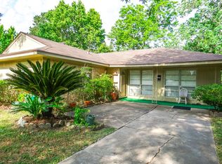 10302 Woodwind Dr, Houston, TX 77025