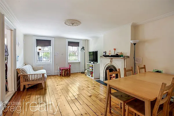 Rented by D'Andrea Craig Realty | media 12