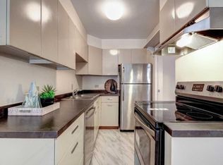 2928 Dean Pkwy APT 2E, Minneapolis, MN 55416