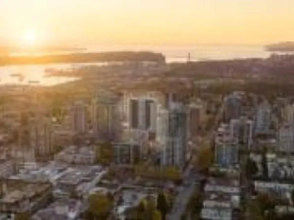 128 W 15th St #1506, North Vancouver, BC V7M 1R5