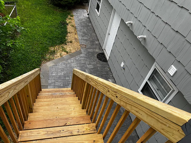 485 Peet St — Photo 34