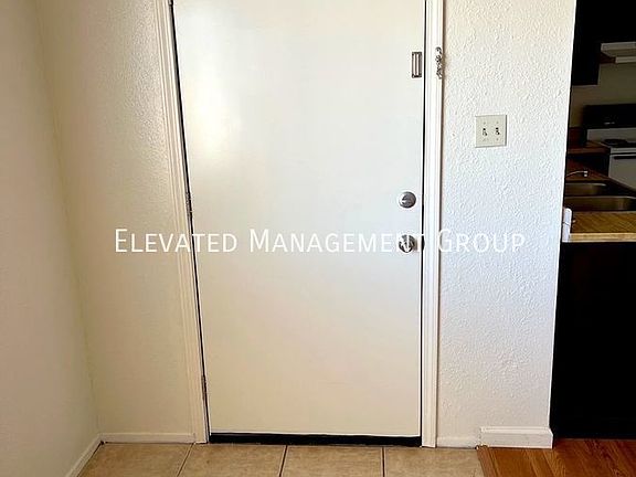5th image of 3504 Tyson Pl NE APT D