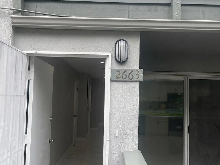 2663 E Harbor Blvd — Photo 20