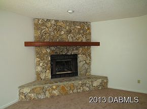 3rd image of 2928 Victory Palm Dr