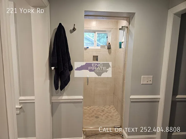 221 York Rd — Photo 17