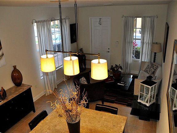 5th image of 6894 Julia Gardens Drive #6894