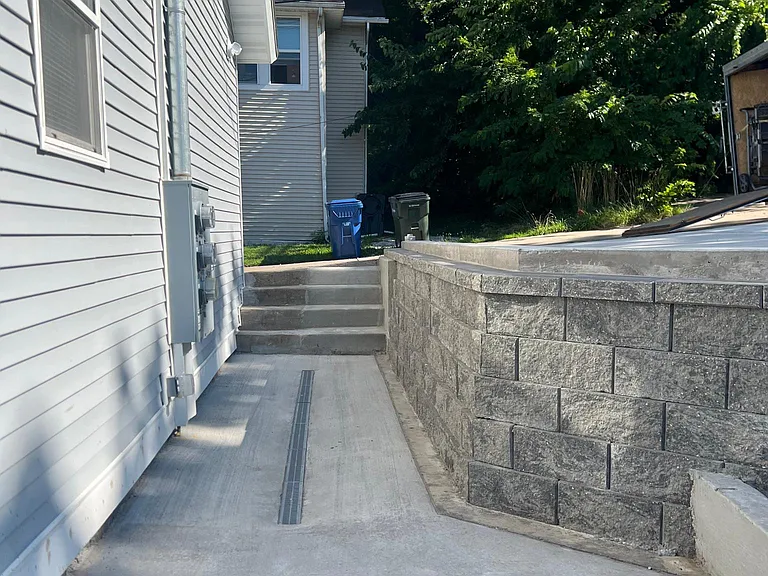 613 Pershing Ave #1 — Photo 5