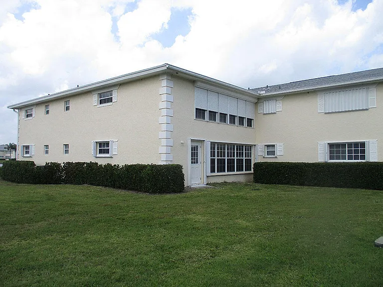 740 Lake Orchid Cir #109 — Photo 10