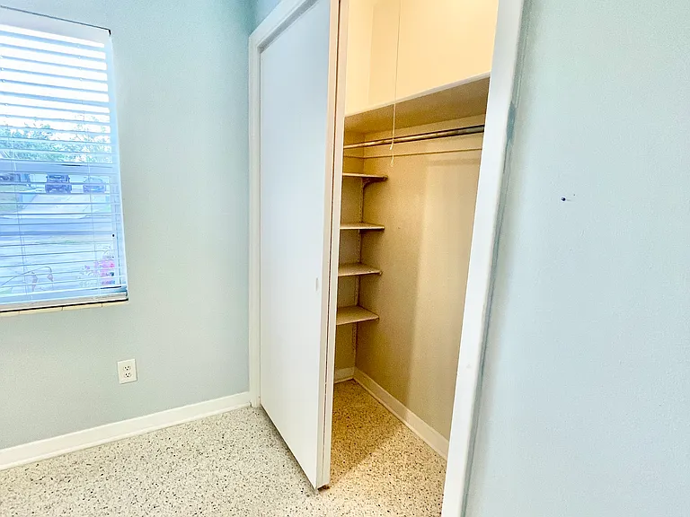 4541 Loring Pl — Photo 10