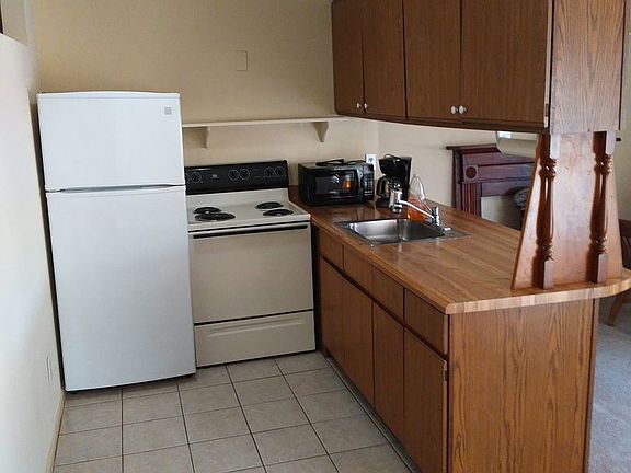 3rd image of 101 Lullwater Dr APT 6