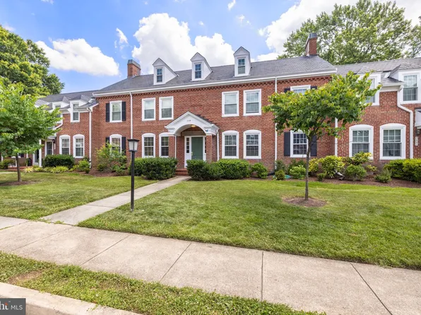 3495 S Utah St APT A2, Arlington, VA 22206