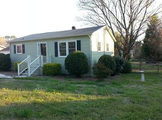 408 E Chatham St, Apex, NC 27502