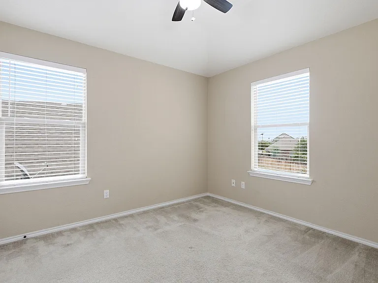 2950 E Old Settlers Blvd #29 — Photo 29