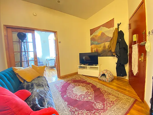 Rented by Compass | media 5