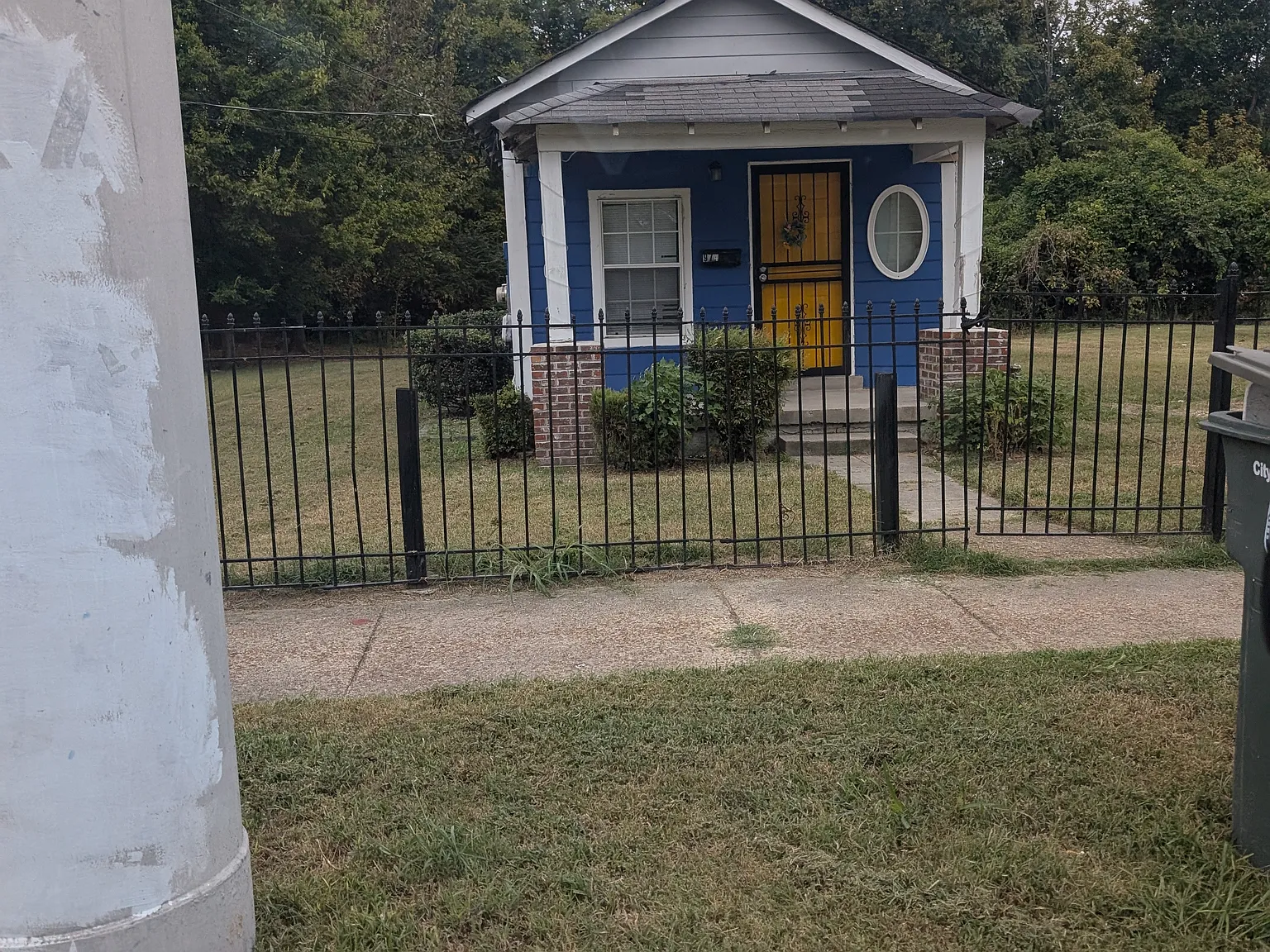 1 bed, 1.5 bath, 758 sqft, $900 — Photo 1
