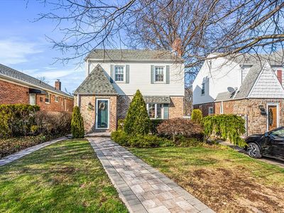 16333 15th Dr, Flushing, NY, 11357