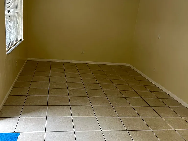 Fillmore Gardens Apartments 1 — Photo 10