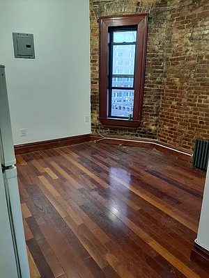 Rented by Allen Harris, LREB | media 1