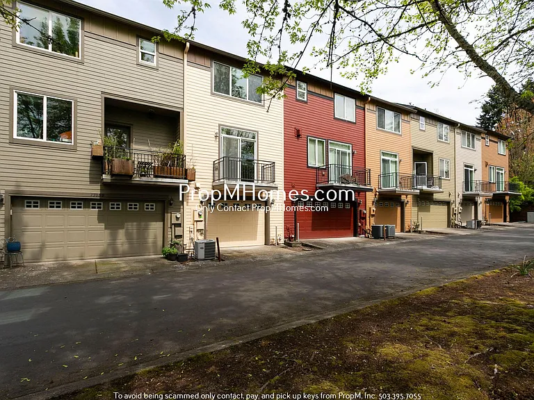 17042 Berkeley Ln — Photo 21