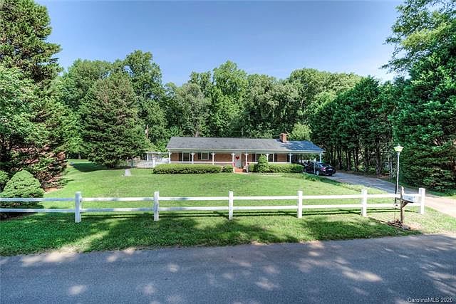 1st image of 115 Cottonwood Dr #7