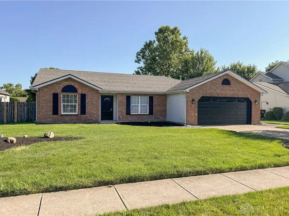 110 Union Ridge Dr, Englewood, OH 45322