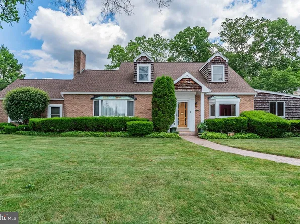 519 Devon Rd, Camp Hill, PA 17011